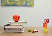 Jaboticabal recebe propostas para compra de livros e materiais educativos